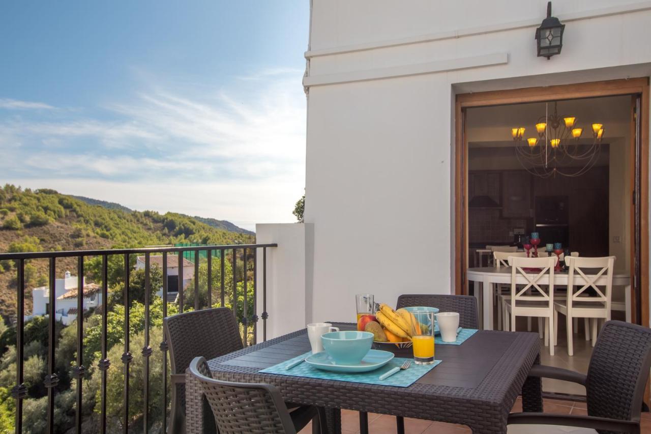 Quiet House In Village Center With Mountains Views Frigiliana Exterior photo