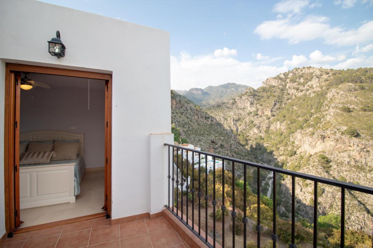 Quiet House In Village Center With Mountains Views Frigiliana Exterior photo